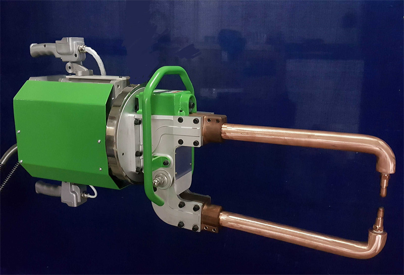 一体式悬挂点焊机