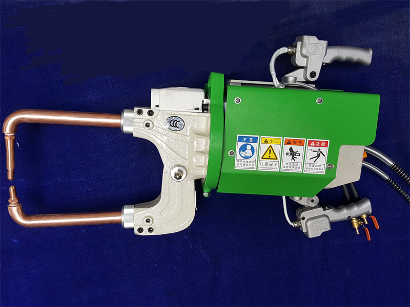 一体式悬挂点焊机